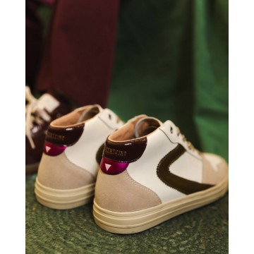 Dress shoe