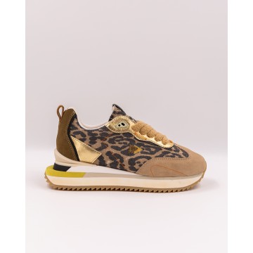 Zapatilla running con estampado de leopardo