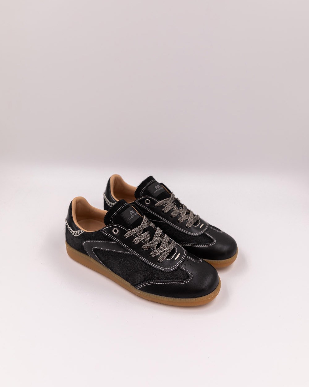Trendy sneaker Trendy sneaker