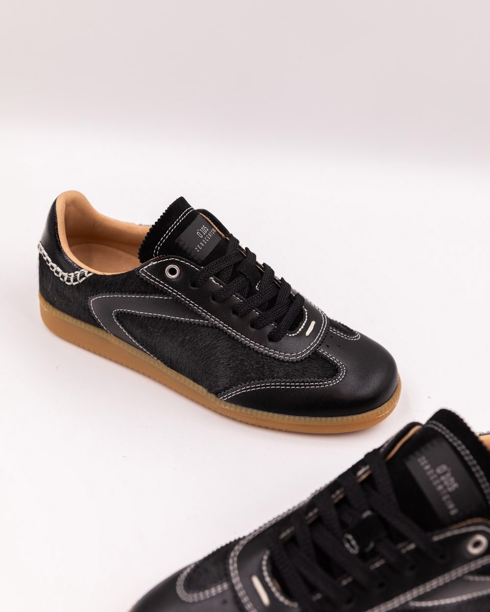 Flat sneaker Flat sneaker