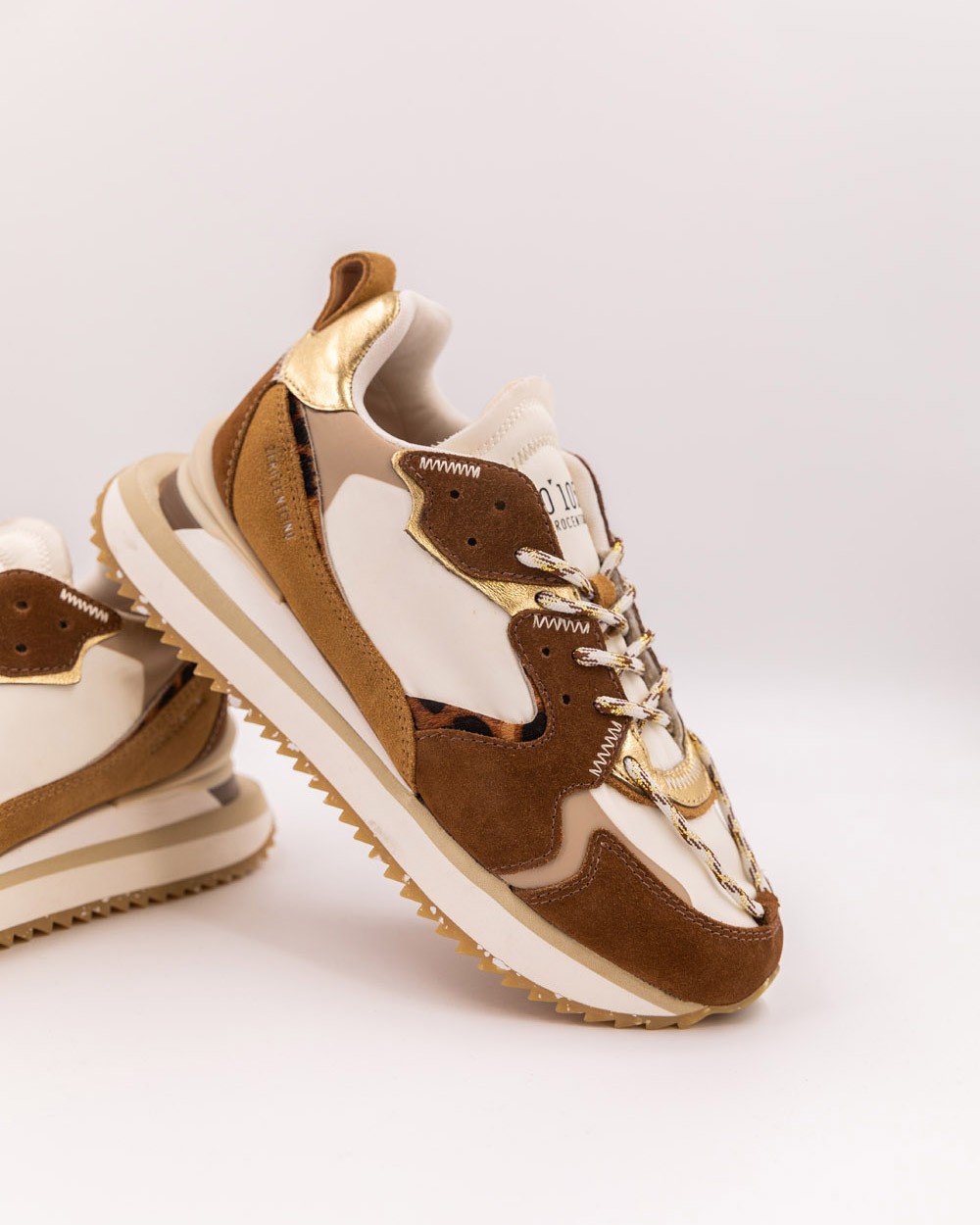 Trendy sneaker Trendy sneaker