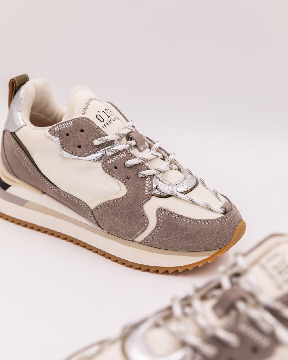 Chic sneakers Chic sneakers